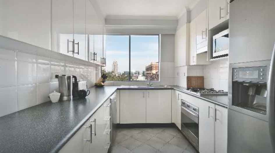 Phancode-Mount-Airo-Internal-Kitchen